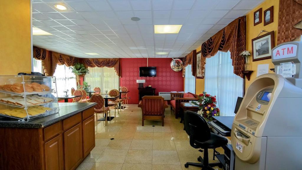 Rodeway Inn Huntington Station - Melville Zewnętrze zdjęcie