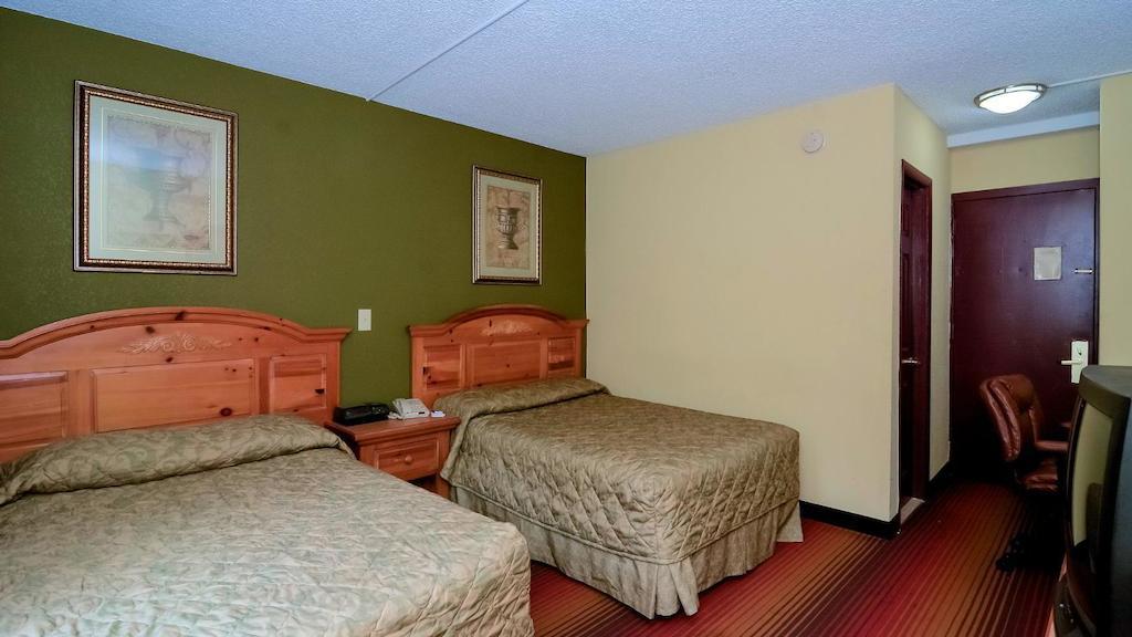 Rodeway Inn Huntington Station - Melville Zewnętrze zdjęcie