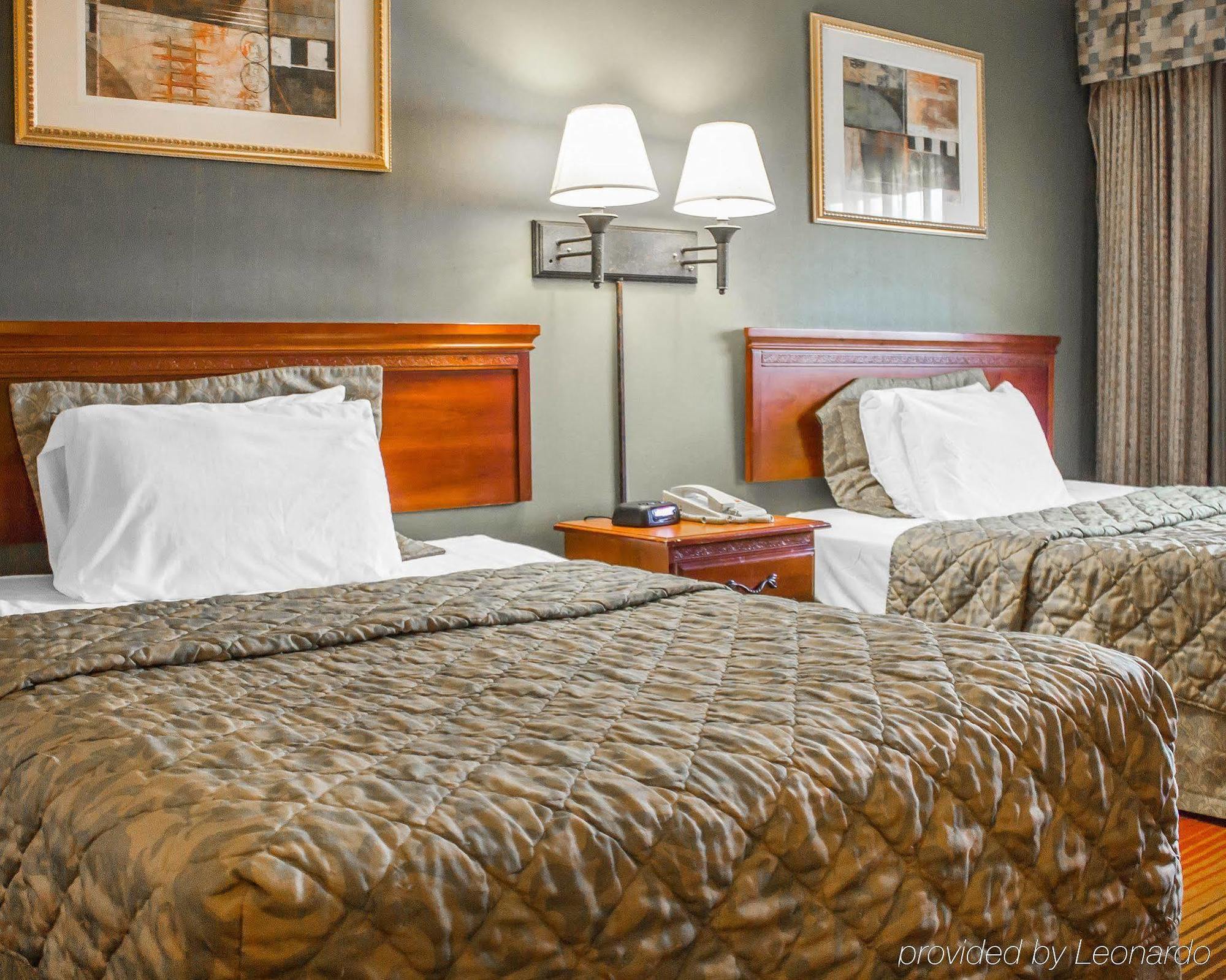 Rodeway Inn Huntington Station - Melville Zewnętrze zdjęcie